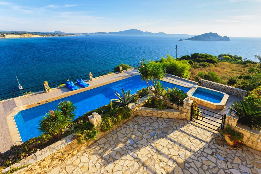 Villa Akros And Suites Keri 外观 照片