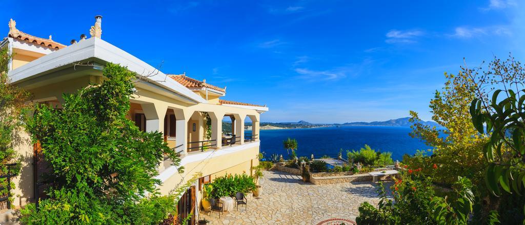Villa Akros And Suites Keri 外观 照片
