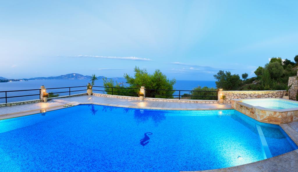 Villa Akros And Suites Keri 外观 照片